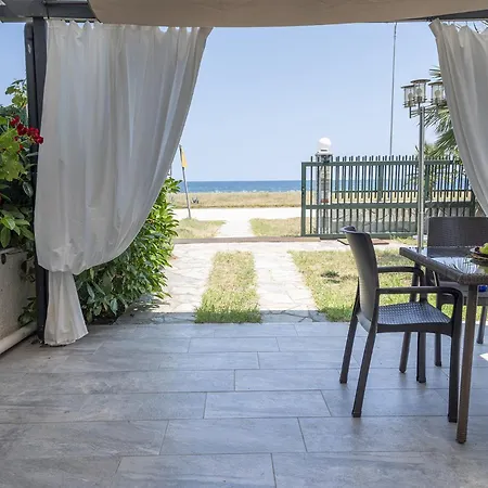 アパート Mitro Seaview