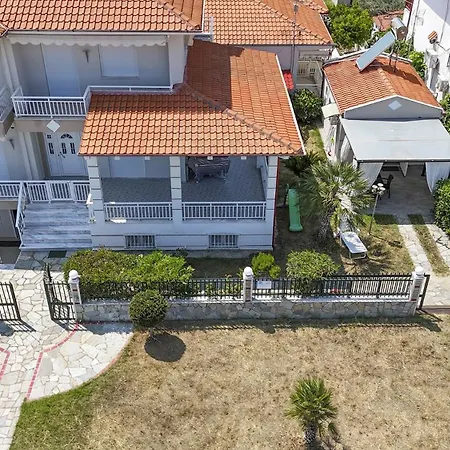 Mitro Seaview アパート Vrasná