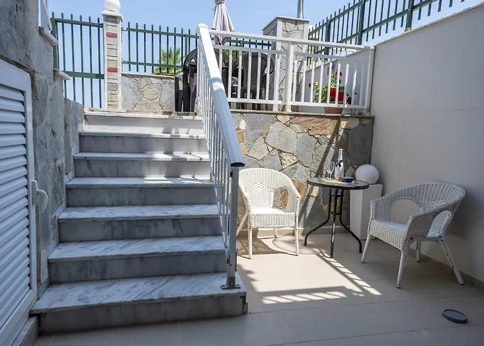 Mitro Seaview דירה Vrasná